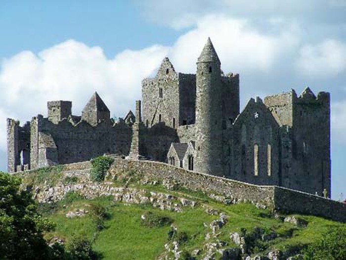 Lâu đài The Rock Of Cashel - Ireland
